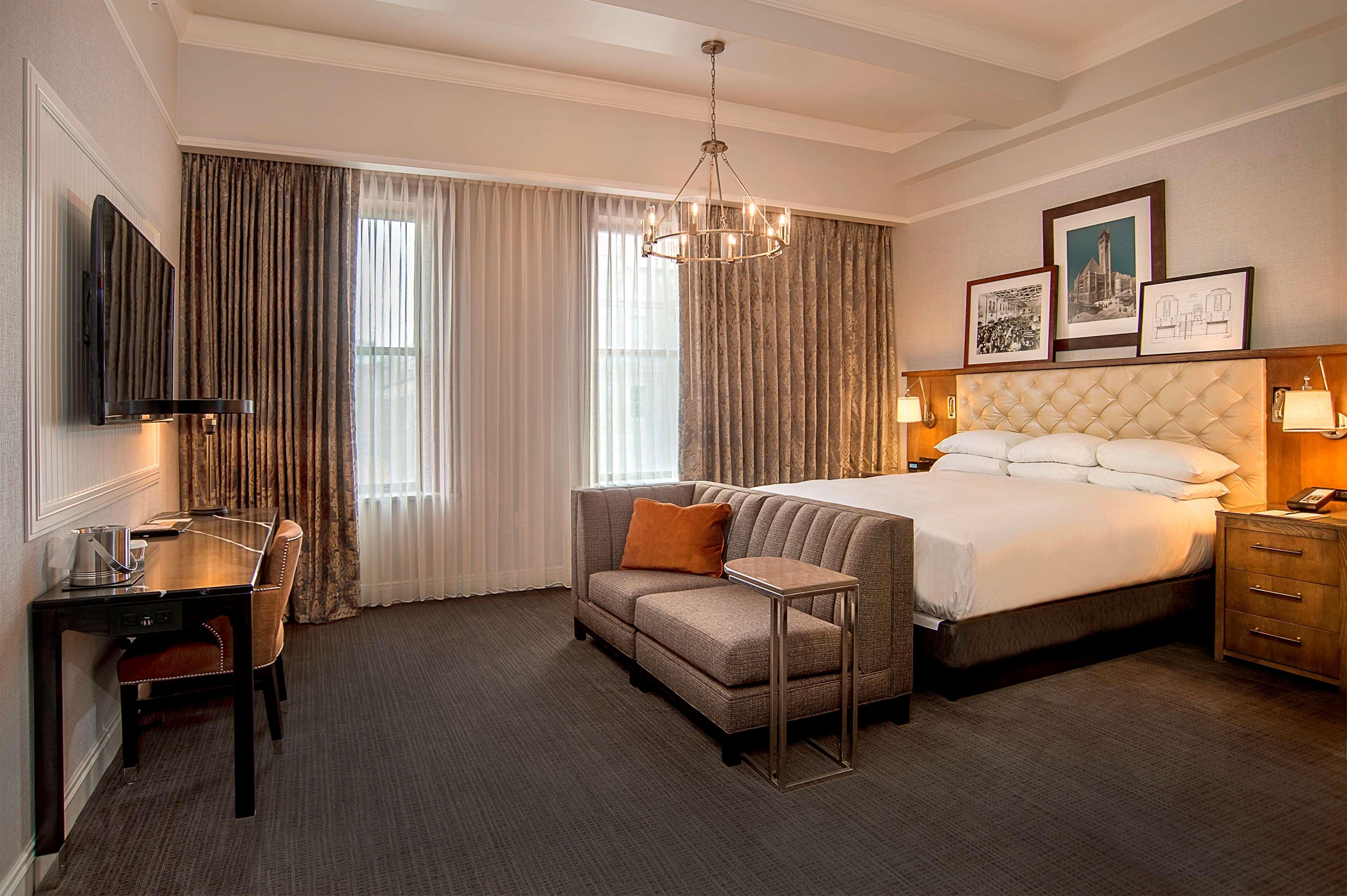 Union Station Hotel, Curio Collection By Hilton Hotel Saint Louis